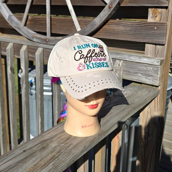 Ladies Stone I Run On Caffeine & Kisses BLING Hat - Picture 2 of 4